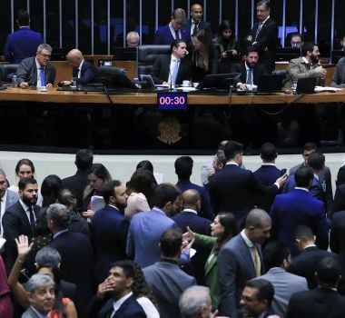 Imagem - Câmara aprova urgência para suspender decreto do IOF