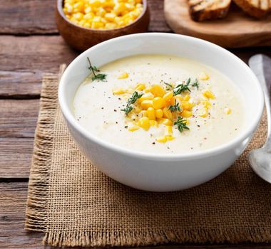 Imagem - 8 receitas de caldos e cremes leves para a festa junina