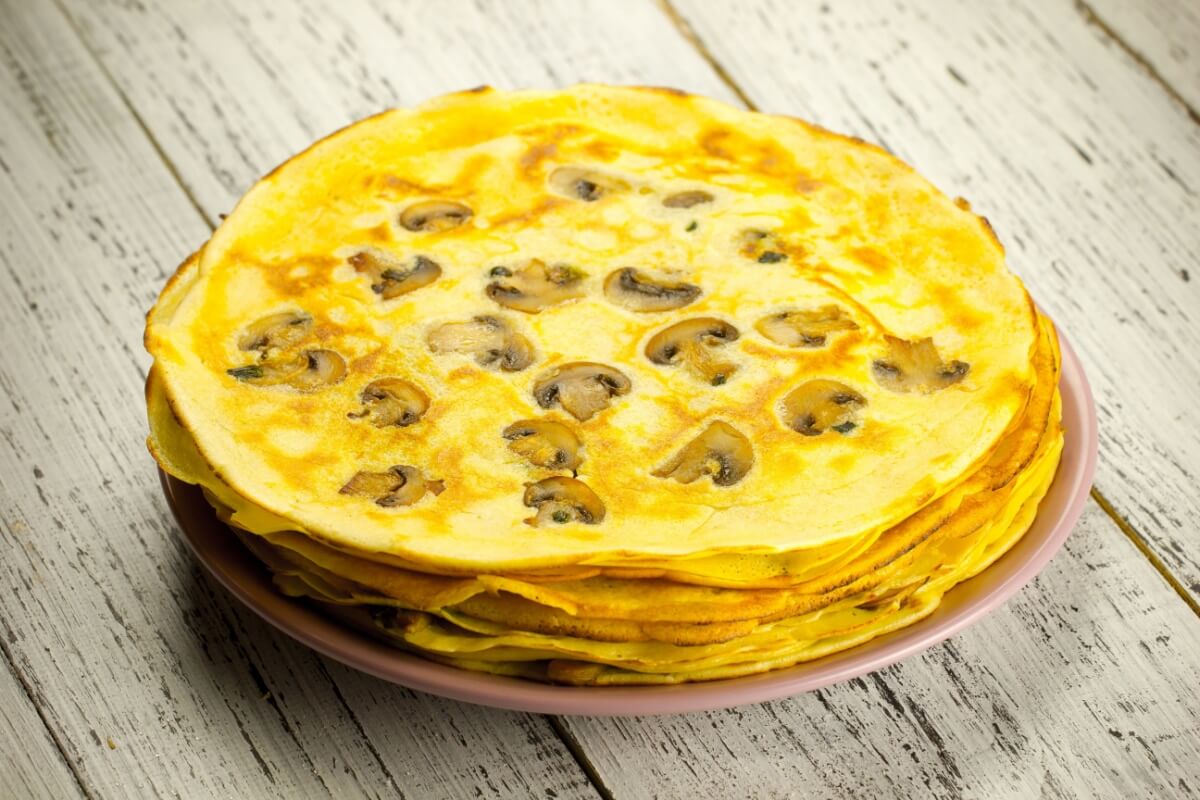 Crepioca de cogumelo (Imagem: Serhiy Shullye | Shutterstock) 