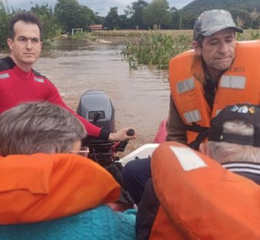 Imagem - Chuvas matam 3 e deixam mais de 4.000 desalojados no RS