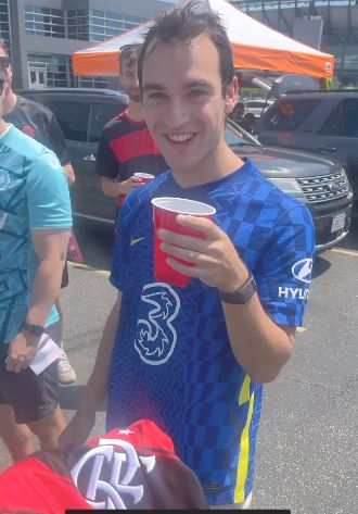 Imagem - Flamengo 'converte' torcedor do Chelsea antes de jogo do Mundial; assista