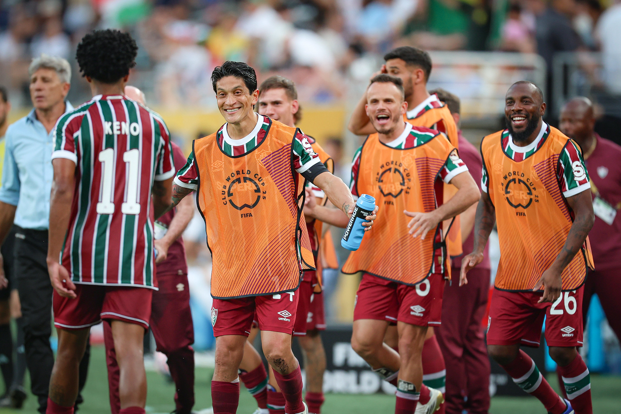 O resultado, alcançado, pela segunda rodada do Grupo F, coloca o Fluminense na liderança da chave