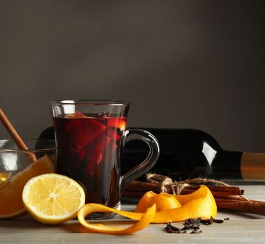 Imagem - Aprenda a preparar o vinho quente perfeito para a sua festa junina