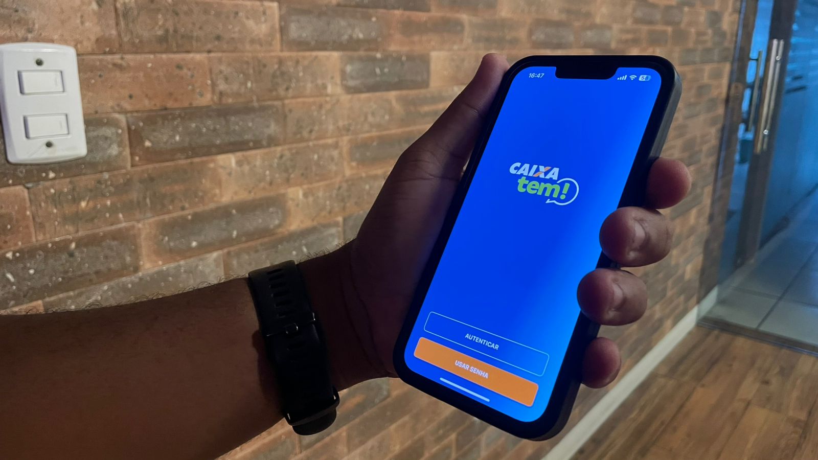 Instabilidade no Caixa Tem gera fila virtual e impede movimentações financeiras nesta terça-feira (24)