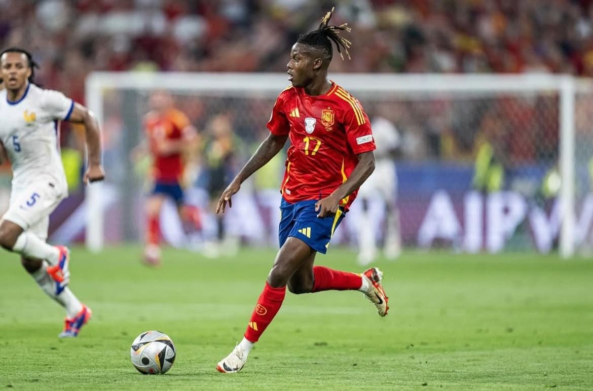 Nico Williams aceita proposta do Barcelona e fica próximo de realizar sonho de infância