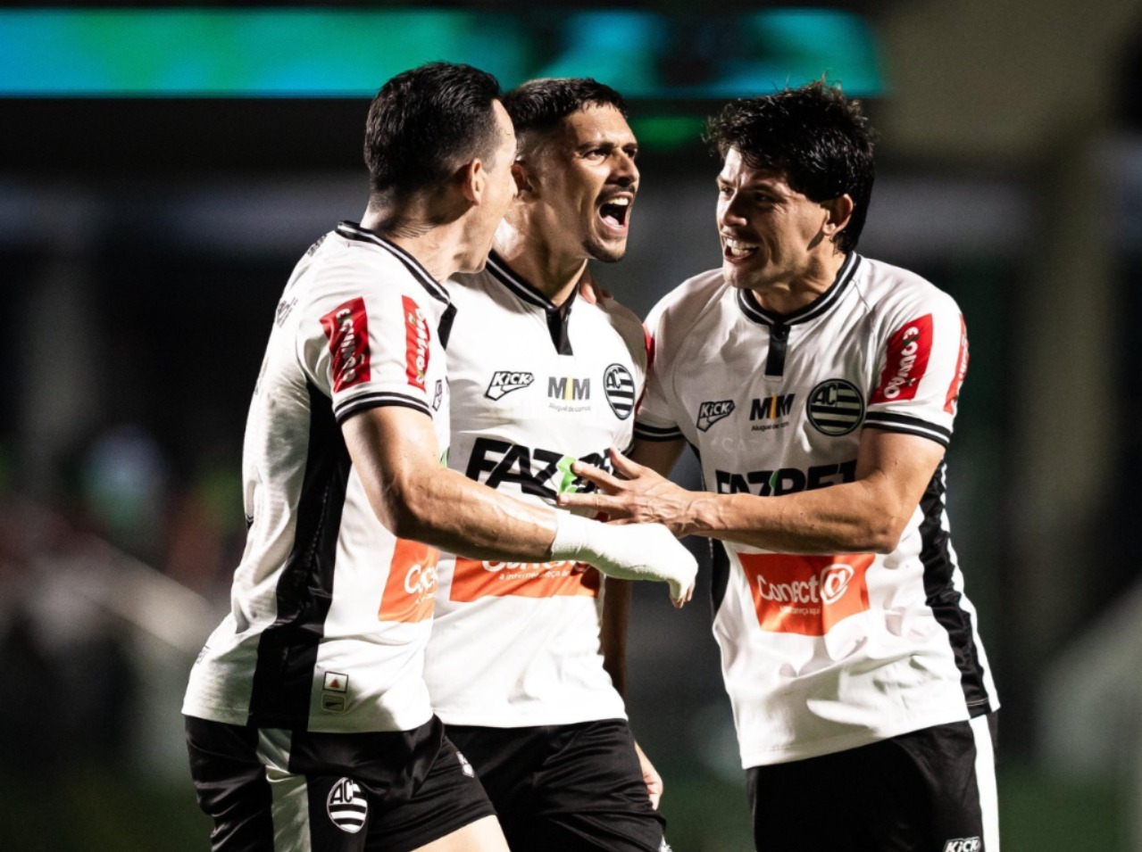 Time mineiro venceu o Goiás jogando fora de casa - 