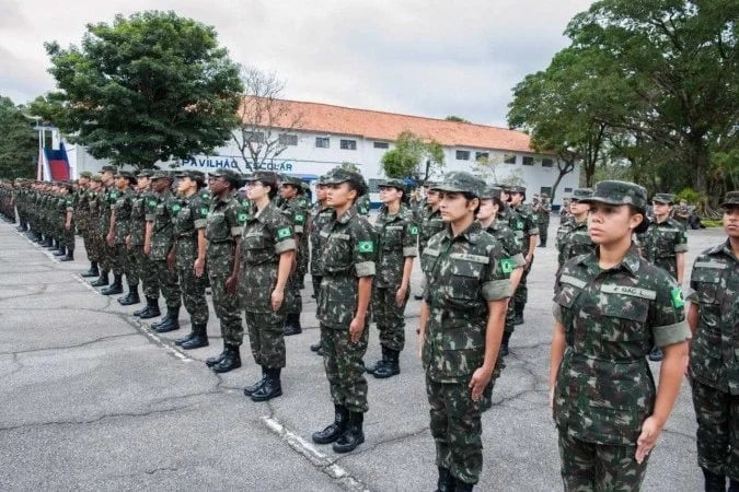 Encerra no próximo dia 30 de junho o prazo para o alistamento feminino no Exército Brasileiro.