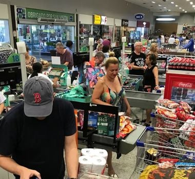 Imagem - Com mais dinheiro no bolso, brasileiros aumentam consumo em maio, aponta Abras