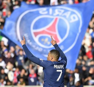 Imagem - Mbappé processa PSG e pede que UEFA vete clube na Liga dos Campeões; entenda