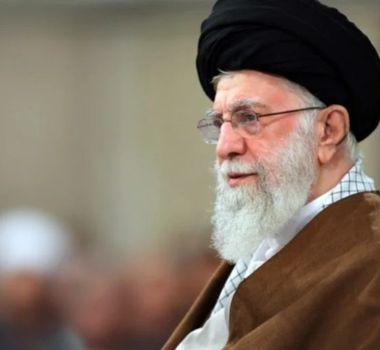 Imagem - Khamenei, líder do Irã, diz que ataque dos EUA foi 'exibicionismo' de Trump