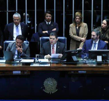 Imagem - Senado aprova aumento do número de deputados federais para 531