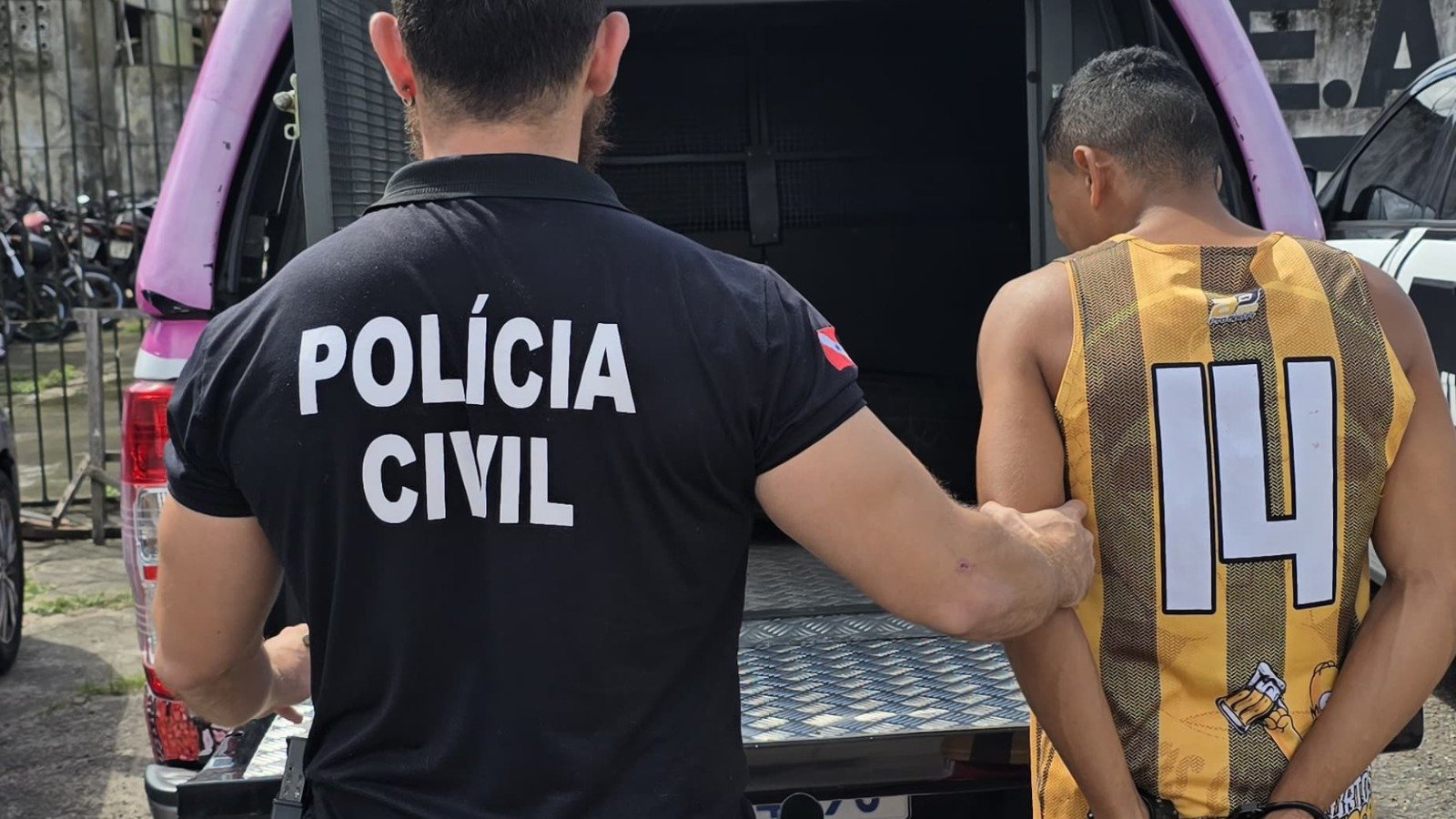 Homem é preso por tentativa de feminicídio em Icoaraci, distrito de Belém.