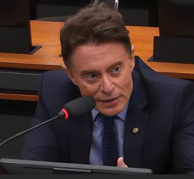Imagem - Emenda de deputado banca recapeamento de condomínio de luxo onde ele mora, em Barueri