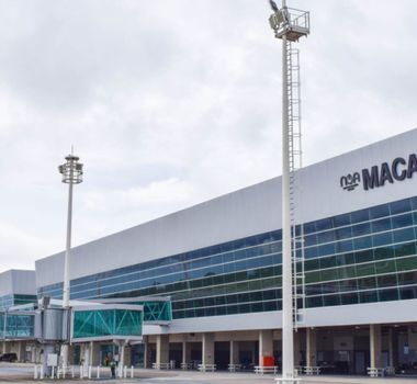 Imagem - Vídeo: homem invade avião em Macapá e causa atraso em voo; veja o motivo