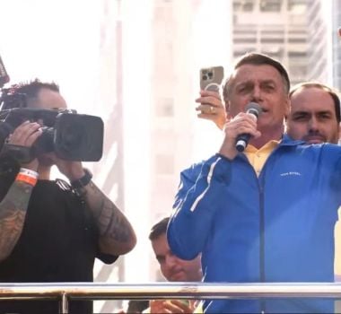 Imagem - Em ato na Paulista, Bolsonaro pede 50% da Câmara e do Senado para ‘mudar destino do Brasil’