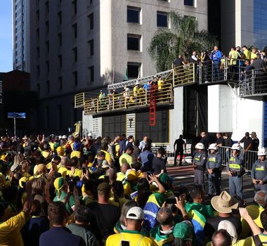 Imagem - Manifestação de Bolsonaro reuniu 12 mil pessoas na Avenida Paulista, diz monitor ligado à USP
