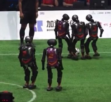 Imagem - Robôs jogam futebol em Pequim e mostram como a China avança no domínio da inteligência artificial