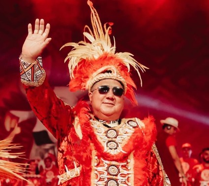 Imagem - David Assayag emociona galera encarnada na abertura do Boi Garantido em Parintins