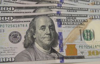 Dólar cai para R$ 5,43 e atinge menor valor desde setembro