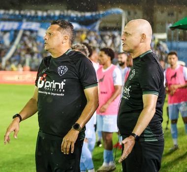 Imagem - Claudinei comemora terceira vitória seguida no Paysandu: 'Não abro mão de ninguém'