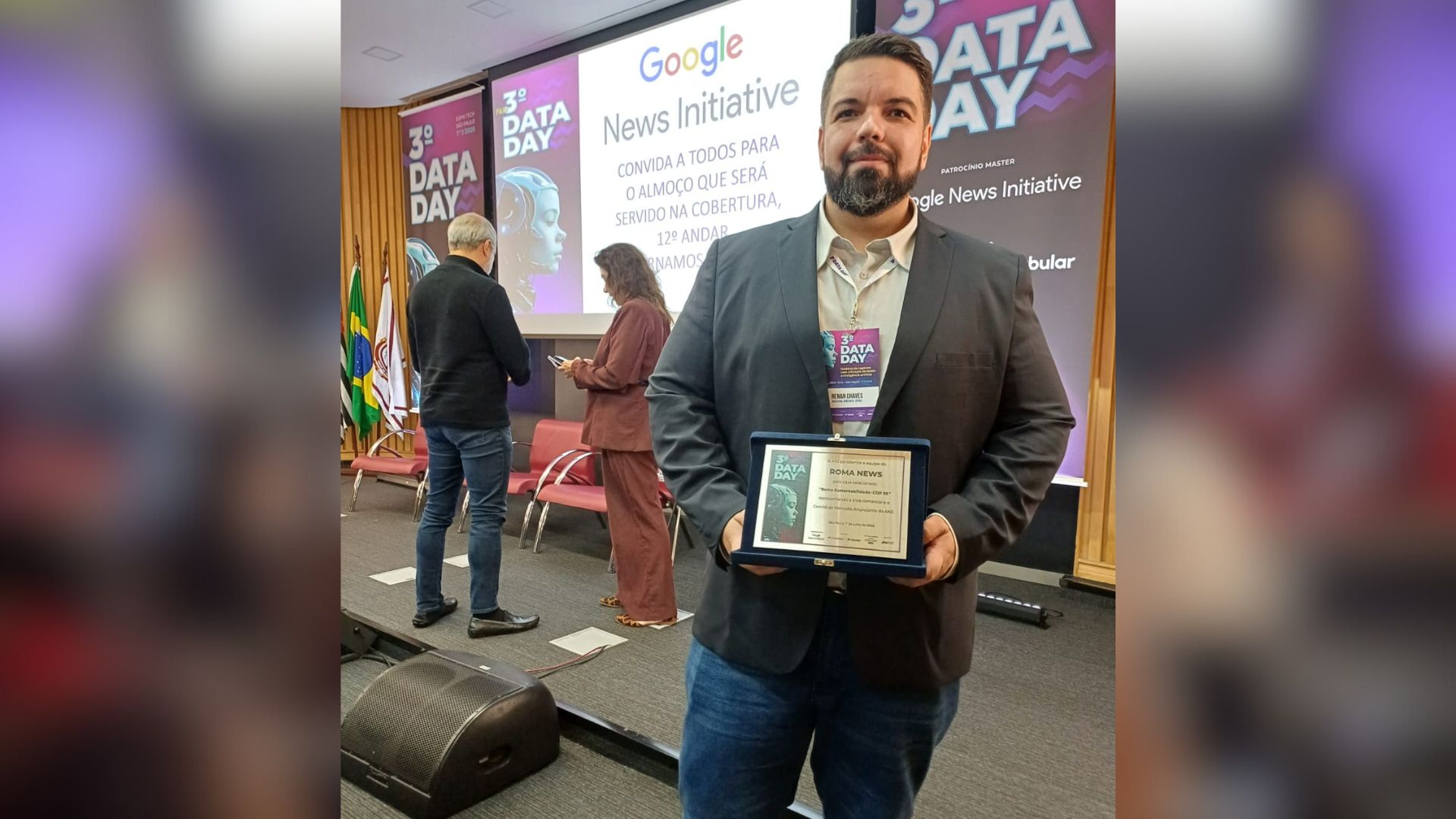 Renan Chaves, representando o Roma News, apresentou o Case Roma Sustentabilidade.