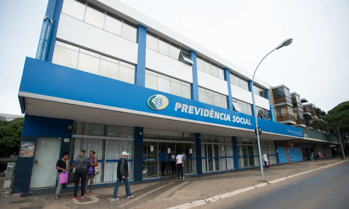 (Agência do INSS)