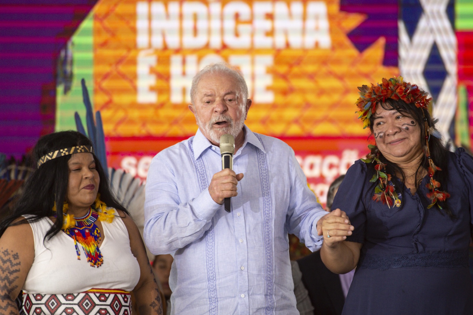 Lula defende acordo com STF sobre marco temporal para demarcação de terras indígenas.