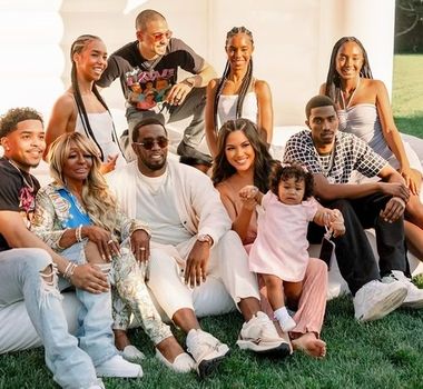 Imagem - Filhos de Diddy comemoram decisão da Justiça após rapper ser inocentado em parte das acusações