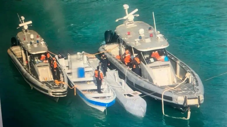 A Marinha da Colômbia anunciou a primeira apreensão de um narcossubmarino não tripulado no mar do Caribe. 