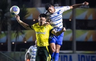 Cruzeiro perde para o Defensa y Justicia na estreia da Vitória Cup