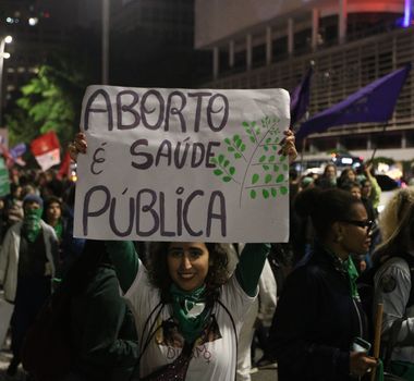 Imagem - Quatro em cada cinco denunciadas por aborto foram condenadas pela Justiça