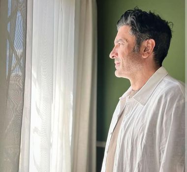 Imagem - Apresentador Edu Guedes passa por cirurgia de câncer de pâncreas