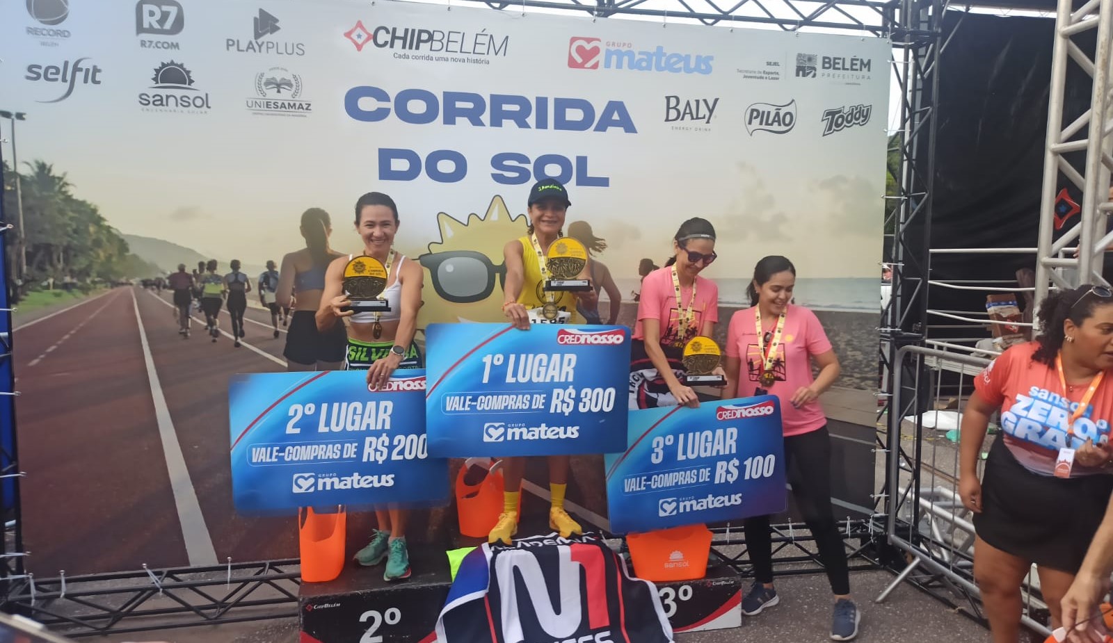 Imagem - Centenas de atletas participam da Corrida do Sol, em Mosqueiro
