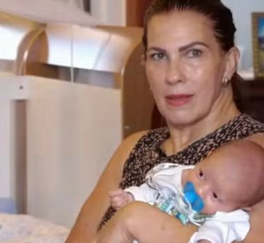 Imagem - Aos 63 anos, mulher desafia menopausa e laqueadura e se torna mãe pela terceira vez