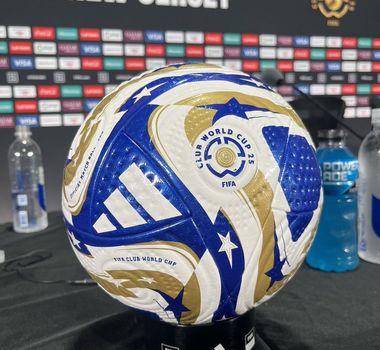 Imagem - FIFA revela nova bola oficial para a fase final da Copa do Mundo de Clubes