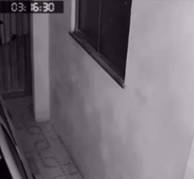 Imagem - Câmeras de segurança registram suposto vulto de criança em residência no bairro da Pedreira, em Belém; assista