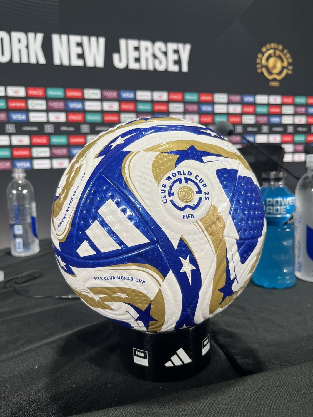 Nova bola do Mundial de Clubes -