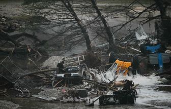 Mortes por enchentes no Texas ultrapassam 100; buscas continuam em meio a nova previsão de chuvas