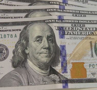 Imagem - Dólar supera R$ 5,50 com tarifas de Trump sobre o Brasil
