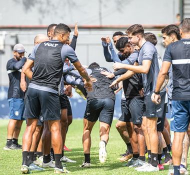Imagem - Remo prepara lista de dispensa com quatro jogadores