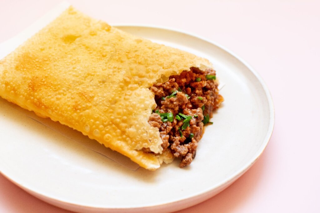 Pastel de feira (Best Food Photos | Shutterstock)