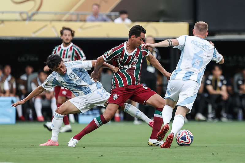 Ganso teve desentendimento com o técnico do Flu