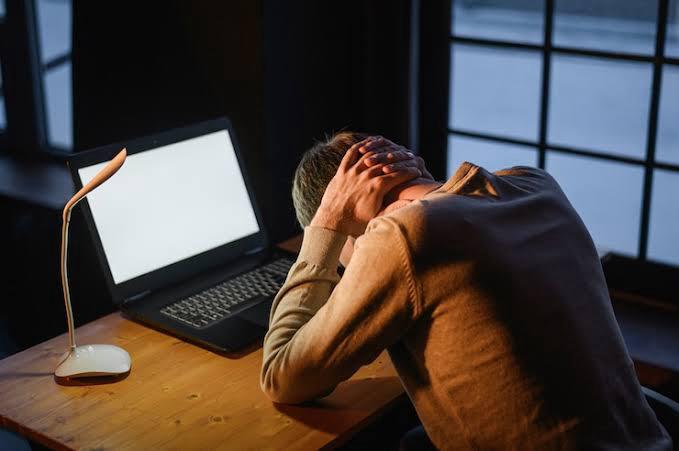 Imagem - Trabalho e saúde mental: afastamentos por exaustão aumentam e expõem crise no Brasil