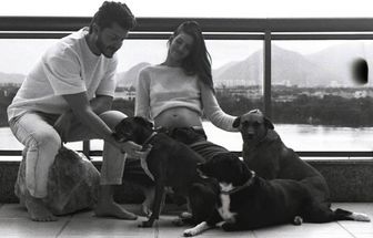 Camila Queiroz e Klebber Toledo anunciam gravidez: 'esperando o amor da nossa vida'