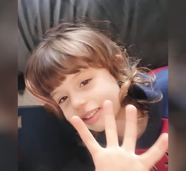 Imagem - Corpo de menina que morreu após queda de penhasco no RS é velado em Curitiba