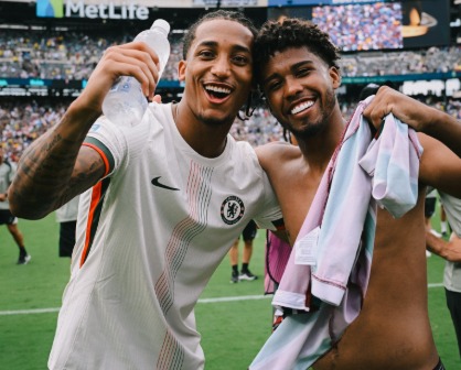 João Pedro marcou dois gols pelo Chelsea e deixou o Brasil na liderança do ranking - 
