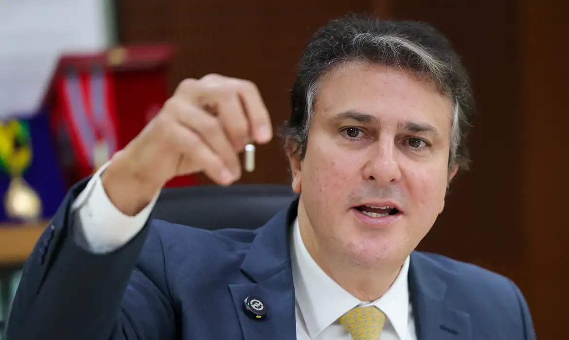  Ministro da Educação, Camilo Santana.