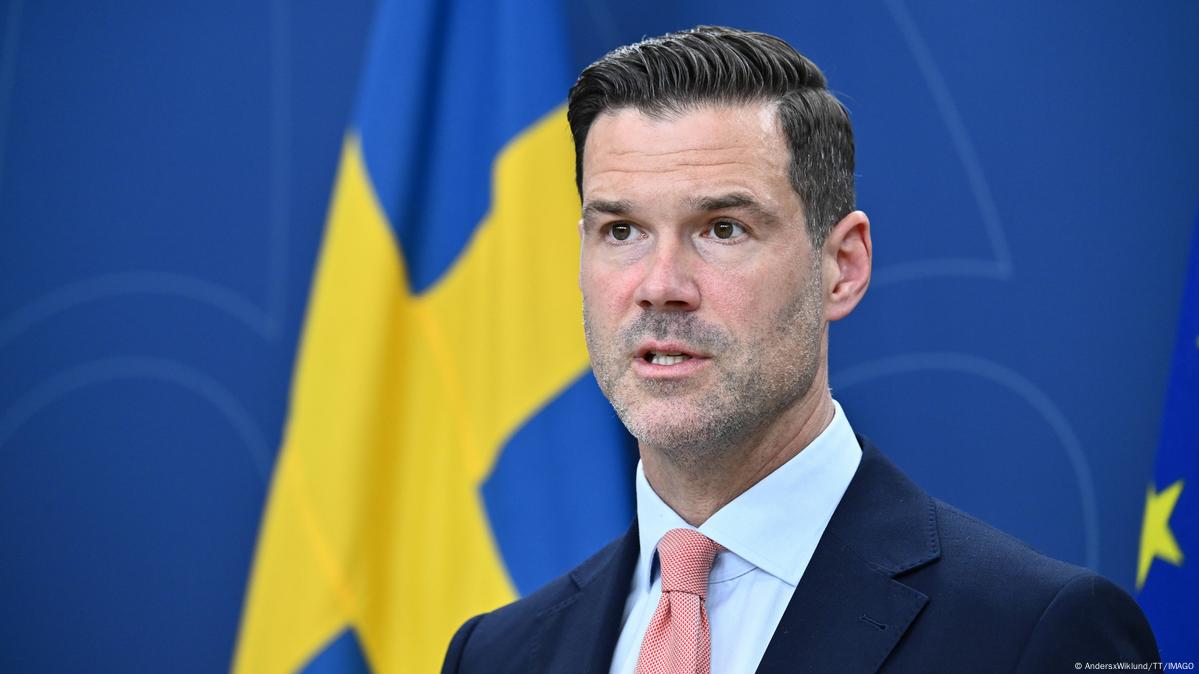 Imagem - Ministro sueco admite que filho de 16 anos teve envolvimento com grupo neonazista