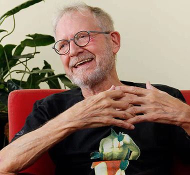 Imagem - Morre cineasta Jean-Claude Bernardet
