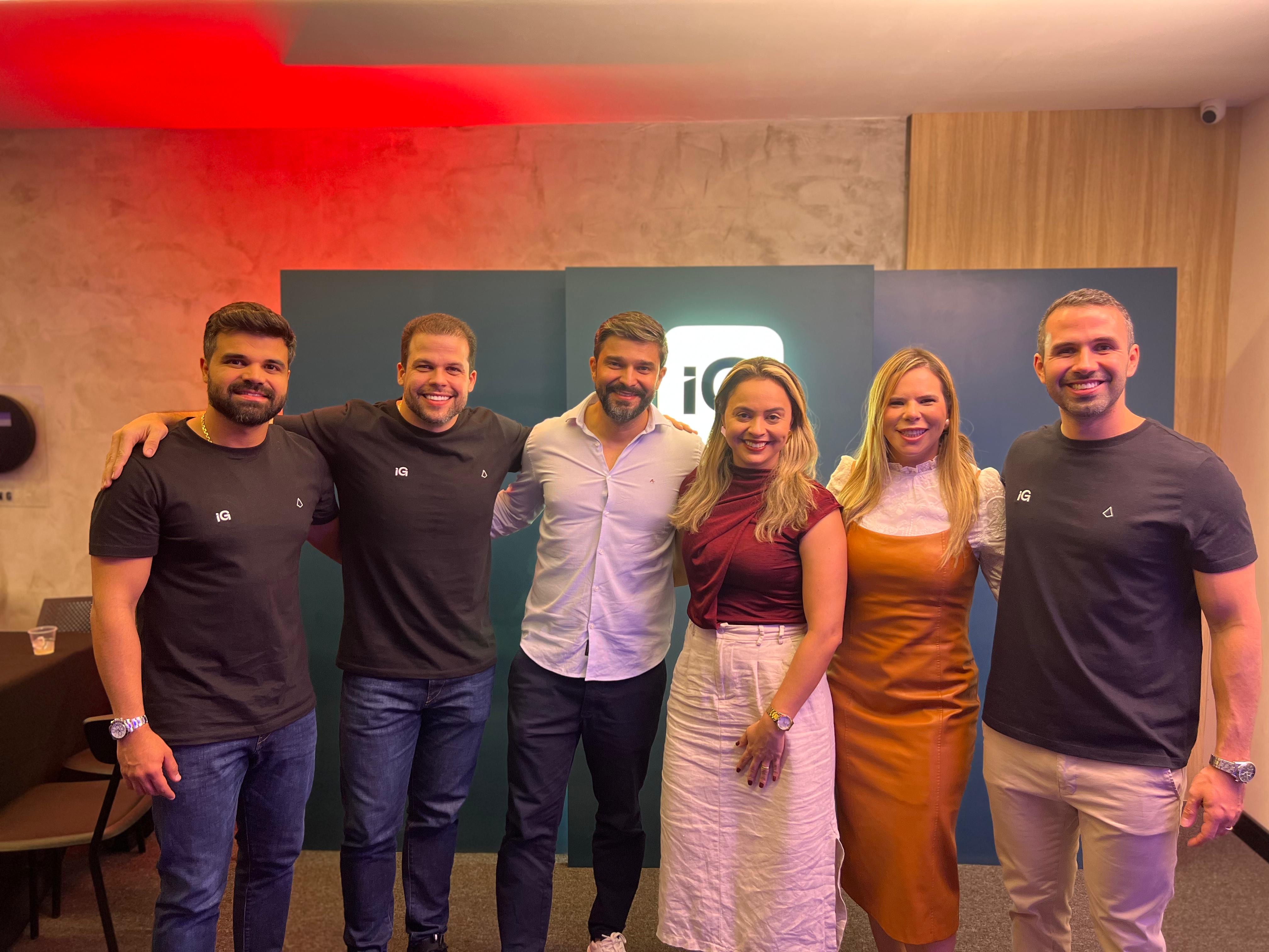 Daniel Aguilar, Jhayanne Aguilar e Cristyane Deprá com Claudinho Batista, Igor Moreira e Calio Pereira